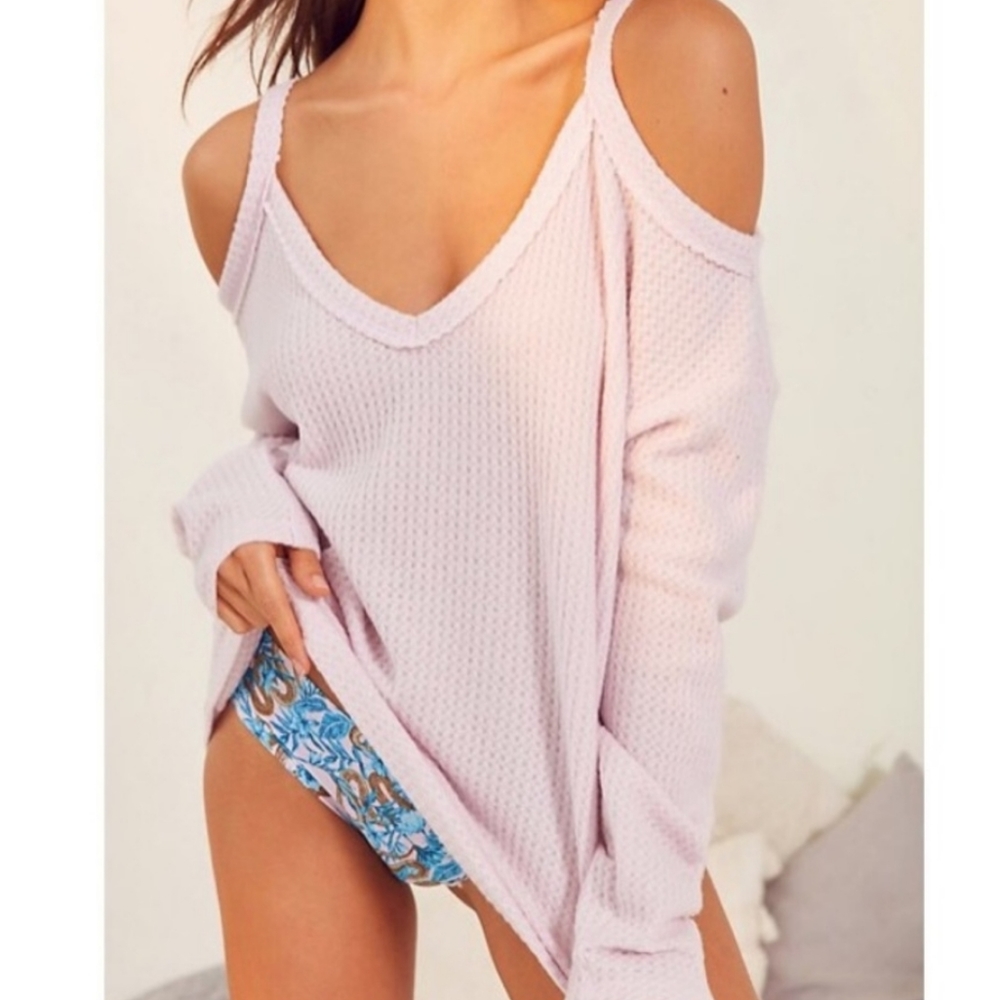Out from Under Thermal Cold Shoulder Cozy Top
